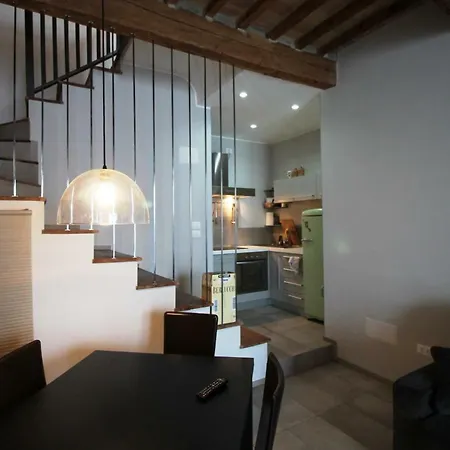 Casa Margarita Apartment *